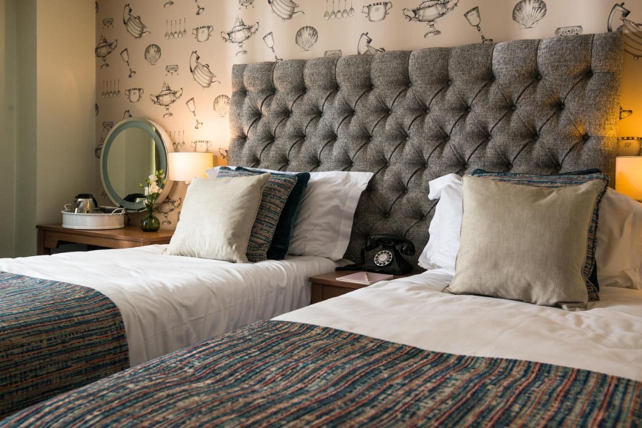 Judge'S Lodging Йорк Екстериор снимка A bedroom at The Swan Hotel